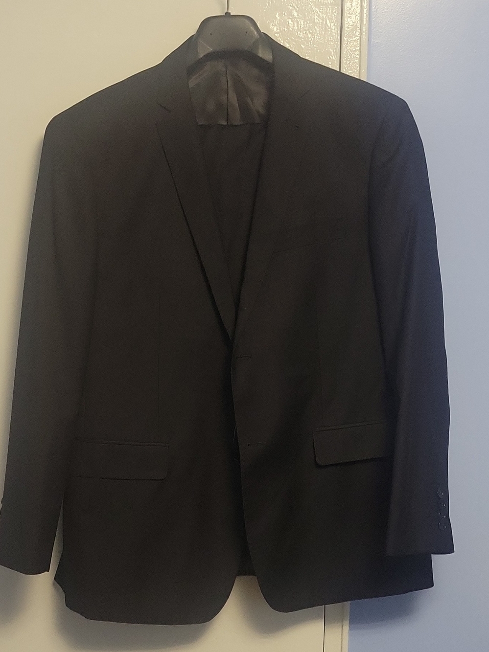 Ferrecci Men's Black Single-Breasted Suit Jacket